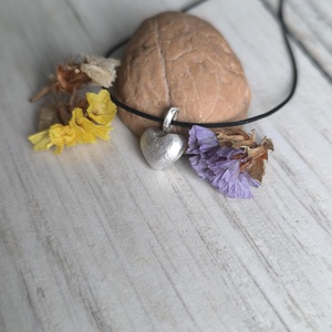 Ezüst szív medál anyatejjel, hajjal - ékszer - nyaklánc - medál - Meska.hu