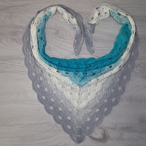 Horgolt kék kendő - ruha & divat - sál, sapka, kendő - kendő - Meska.hu