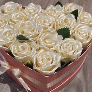 Szatén rózsa box - esküvő - emlék & ajándék - köszönőajándék - Meska.hu