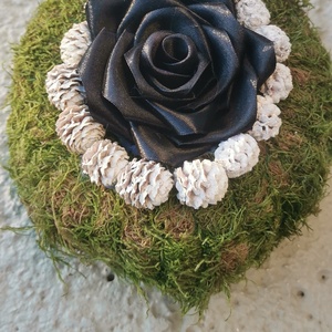 Szaténrózsás sírkoszorú - otthon & életmód - vallás - temetkezési tárgy - sírkoszorú, kegyeleti koszorú - Meska.hu Szaténrózsás sírkoszorú - otthon & életmód - vallás - temetkezési tárgy - sírkoszorú, kegyeleti koszorú - Meska.hu