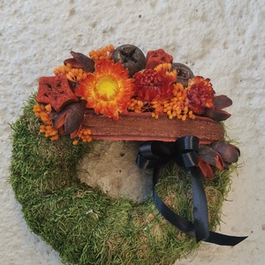 Narancssárga virágos sírkoszorú - Meska.hu