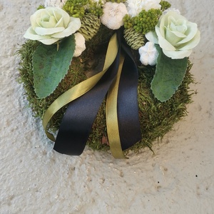 Zöldrózsás sírkoszorú - otthon & életmód - vallás - temetkezési tárgy - sírkoszorú, kegyeleti koszorú - Meska.hu