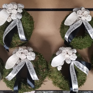 Rendelt sírkoszorúk - Meska.hu