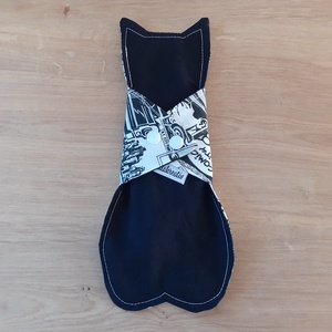 Miau egészségügyi betét közepes, prémium kategória - macska alakú exkluzív formabetét - cartoon képregény - szépségápolás - intim higiénia - intimbetét - Meska.hu