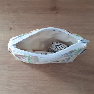 Vízhatlan neszesszer, újratasak, vízálló tok, zsepitartó, betéttartó, pénztárca, kártyatartó - tavasz - táska & tok - neszesszer - Meska.hu