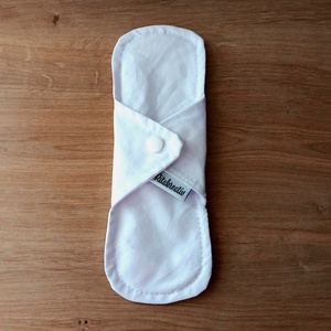 Fehér mosható betét 22cm - szépségápolás - intim higiénia - intimbetét - Meska.hu