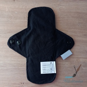 Fekete mosható betét 22cm - szépségápolás - intim higiénia - intimbetét - Meska.hu