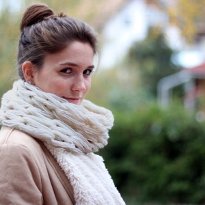 Fehér Körsál - Meska.hu