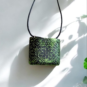 Aromanyaklánc / Zöld mandala, Ékszer, Nyaklánc, Medálos nyaklánc, Ékszerkészítés, Gyurma, MESKA