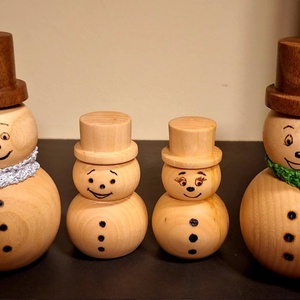 Hóember család ( 4 fő)  - otthon & életmód - dekoráció - asztal és polc dekoráció - asztaldísz - Meska.hu