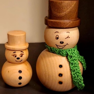 Hóember család ( 4 fő) , Otthon & Életmód, Dekoráció, Asztal és polc dekoráció, Asztaldísz, Famegmunkálás, Gravírozás, pirográfia, MESKA