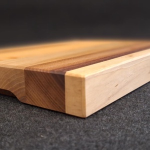 Vegyes, csíkos vágódeszka fogászkönnyítővel, Otthon & Életmód, Konyhafelszerelés, tálalás, Sütés, főzés, Vágódeszka, Famegmunkálás, MESKA