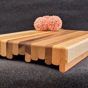 Sávos  vágódeszka  / világos vegyes (Nagy) - otthon & életmód - konyhafelszerelés, tálalás - sütés, főzés - vágódeszka - Meska.hu