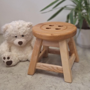 Gombos cseresznye kisszék (1db) - baba - mama - babaszobabútor - gyerek szék, sámli - Meska.hu