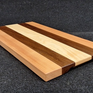 Barnabás  vágódeszka , Otthon & Életmód, Konyhafelszerelés, tálalás, Sütés, főzés, Vágódeszka, Famegmunkálás, MESKA