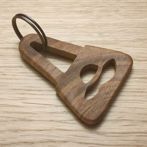 Icon � Diófa táskadísz és kulcstartó - táska & tok - kulcstartó & táskadísz - táskadísz - Meska.hu