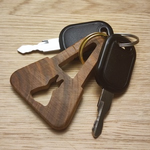 LBD � Diófa táskadísz és kulcstartó, Táska & Tok, Kulcstartó & Táskadísz, Táskadísz, Famegmunkálás, MESKA