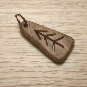 Diófa kulcstartó - Erdőjáró - egyedi kézműves fa ajándék - táska & tok - kulcstartó & táskadísz - kulcstartó - Meska.hu