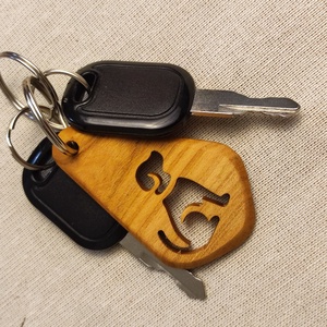 Hűséges Társ Fa Kulcstartó � Egyedi Gyümölcsfa Ajándék Kutyásoknak - táska & tok - kulcstartó & táskadísz - kulcstartó - Meska.hu