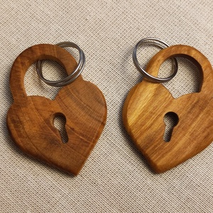 Szív Lakat Fa Kulcstartó � Prémium Nemesfa Ajándék Pároknak - táska & tok - kulcstartó & táskadísz - kulcstartó - Meska.hu