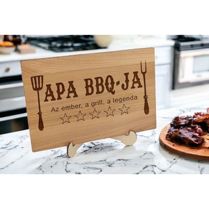 A grill királya - Grillmester - Apa BBQ-ja - vicces ajándék a grillezés szerelmeseinek, egyedi gravírozott vágódeszka - otthon & életmód - ház & kert - bográcsozás, grillezés - Meska.hu