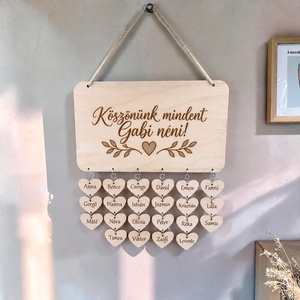Egyedi gravírozott lógós búcsú ajándék tanároknak, pedagógusoknak, osztályoktól, csoportoktól, osztályfőnök, ballagásra - Meska.hu