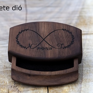 Gyűrűtartó doboz eskűvöre - Iris  - Meska.hu
