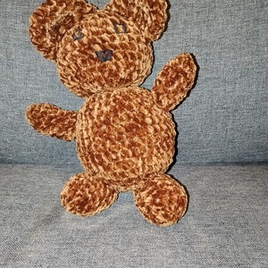 Kézzel horgolt maci csörgővel � 23 cm - baba - mama - baba játékok - csörgő - Meska.hu