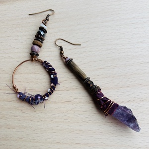 Lila hippi fülbevaló - Meska.hu