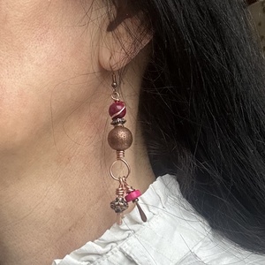 Pink achát fülbevaló - ékszer - fülbevaló - lógós kerek fülbevaló - Meska.hu