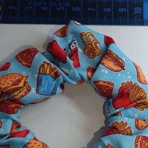 Fastfood scrunchie csomag, 2 db gyorsétterem mintájú hajgumi  - ruha & divat - hajdísz & hajcsat - hajgumi - Meska.hu