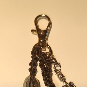 Halloween témájú 2in1 makramé táskadísz  - táska & tok - kulcstartó & táskadísz - táskadísz - Meska.hu