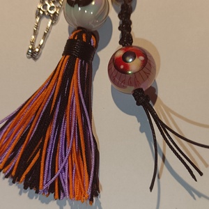 Halloween témájú 2in1 makramé táskadísz  - táska & tok - kulcstartó & táskadísz - táskadísz - Meska.hu