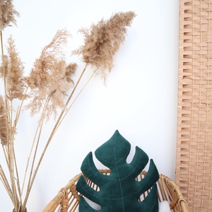 Monstera pálmalevél formájú párna  - Meska.hu
