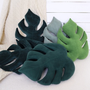Monstera pálmalevél formájú párna  - otthon & életmód - lakástextil - párna & párnahuzat - Meska.hu