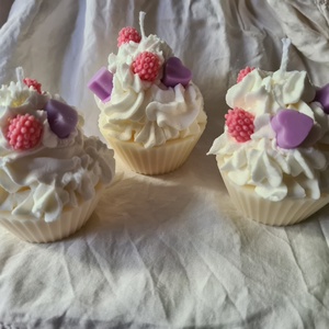 Áfonyás-vaníliás muffin gyertya - otthon & életmód - gyertya, illat, aroma - gyertya - Meska.hu