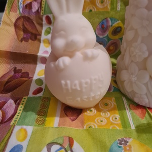 Húsvéti díszgyertya, Ünnepi díszek, dekorációk, Húsvéti díszek és dekorációk, Húsvéti gyertya, Gyertya-, mécseskészítés, Húsvéti  díszgyertyák 100 % szójaviaszból

Kérhető  színesben is. Illatosan és  illatmentes  verzió..., MESKA