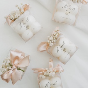 Köszönőajándék mini bubble alakú gyertyakülönlegesség esküvőre masnival és matricával/ vagy arany felirattal - Meska.hu
