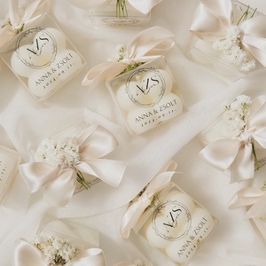 Köszönőajándék mini bubble alakú gyertyakülönlegesség esküvőre masnival és matricával/ vagy arany felirattal - esküvő - emlék & ajándék - köszönőajándék - Meska.hu