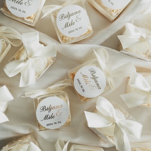 Köszönőajándék mini bubble alakú gyertyakülönlegesség esküvőre masnival és matricával/ vagy arany felirattal, Esküvő, Emlék & Ajándék, Köszönőajándék, Gyertya-, mécseskészítés, Virágkötés, MESKA