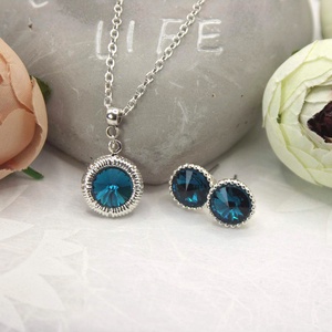 Swarovski kristályos, egyedi készítésú, apró bogyós szélű, kerek fülbevaló  Blue Zircon - ékszer - fülbevaló - pötty fülbevaló - Meska.hu