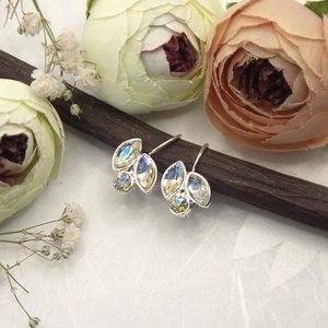 Gyémánt csillogású Swarovski kristályos, egyedi készítésú fülbevaló  Áttetsző holdfény - ékszer - fülbevaló - lógó fülbevaló - Meska.hu
