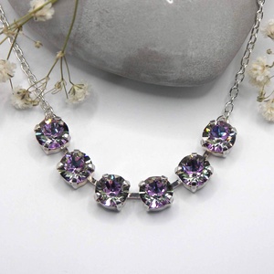 Lilás-gyémántos csillogású Swarovski kristályokkal készült ezüst színű nyaklánc - Mystic, Ékszer, Nyaklánc, Statement nyaklánc, Ékszerkészítés, MESKA