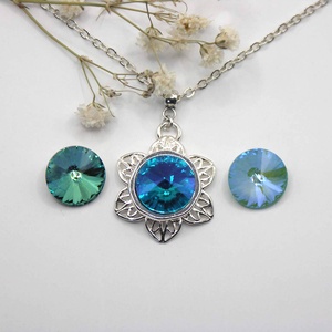 Swarovski kristályos nyaklánc, egyedi készítésú, virág formájú medállal, választható színű kristállyal - ékszer - nyaklánc - medálos nyaklánc - Meska.hu
