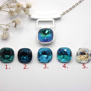 Swarovski kristályos nyaklánc, egyedi készítésú, különleges négyszög formájú medállal, választható színű kristállyal - ékszer - nyaklánc - medálos nyaklánc - Meska.hu