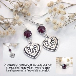 Szív medálos fülbevalók bordó Swarovski kristályokkal, akár szettben is, nyaklánccal, gyűrűvel - ékszer - fülbevaló - lógó fülbevaló - Meska.hu