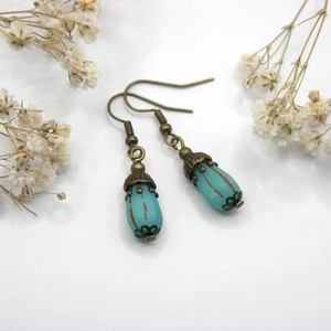 Fülbevaló bronzosan csíkozott, türkiz színű, csepp formájú, cseh üveggyöngyből - ékszer - fülbevaló - lógó fülbevaló - Meska.hu Fülbevaló bronzosan csíkozott, türkiz színű, csepp formájú, cseh üveggyöngyből - ékszer - fülbevaló - lógó fülbevaló - Meska.hu