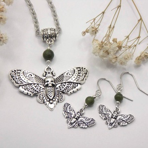 Molylepkés nyaklánc és fülbevaló szett zöld jáspis ásványgyöngyökkel - Suttogó szárnyú, Ékszer, Ékszerszett, Ékszerkészítés, MESKA