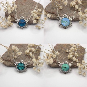 Swarovski kristályos nyaklánc, egyedi készítésú, virág formájú medállal, választható színű kristállyal - ékszer - nyaklánc - medálos nyaklánc - Meska.hu