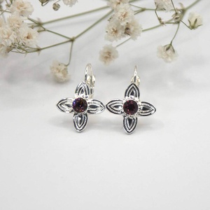 Vörös színű Swarovski kristályos, egyedi készítésú, damaszk virág formájú fülbevaló - Rubine - ékszer - fülbevaló - lógó fülbevaló - Meska.hu